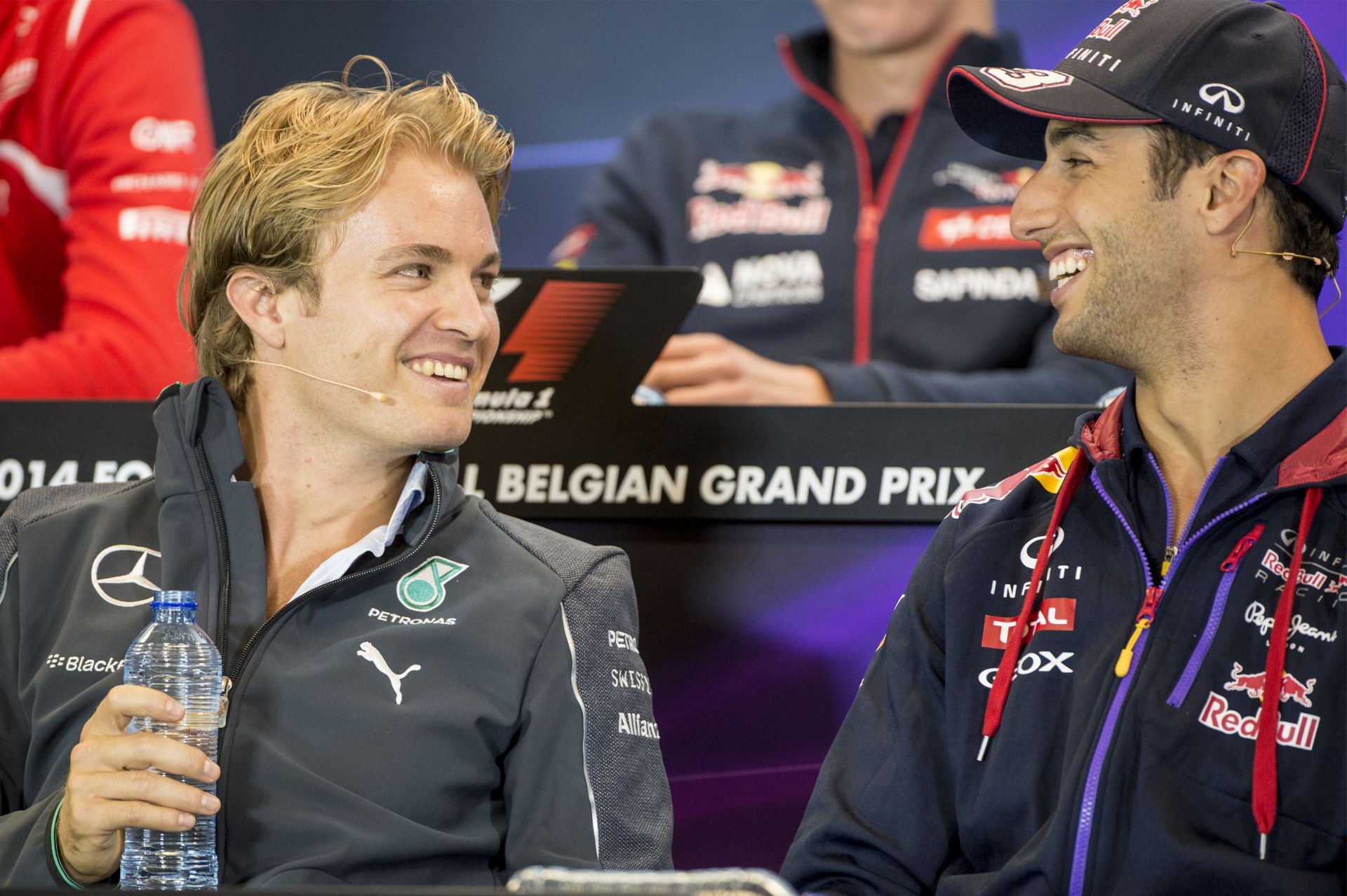 Rosberg szerint Ricciardo is komoly esélyese a bajnokságnak