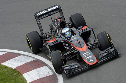 A McLaren elismerte, Alonso autója megbízhatatlanabb, mint Buttoné