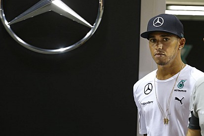 A Ferrari rajongói mindig azt kérdezik, mikor szerződik Hamilton a csapathoz?
