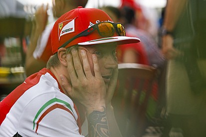 Raikkönen csak 8. lett a Ferrarival Szingapúrban! Nem boldog a „Jégember”