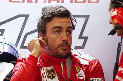 Alonso csúnyán elverte Raikkönent az időmérőn Belgiumban
