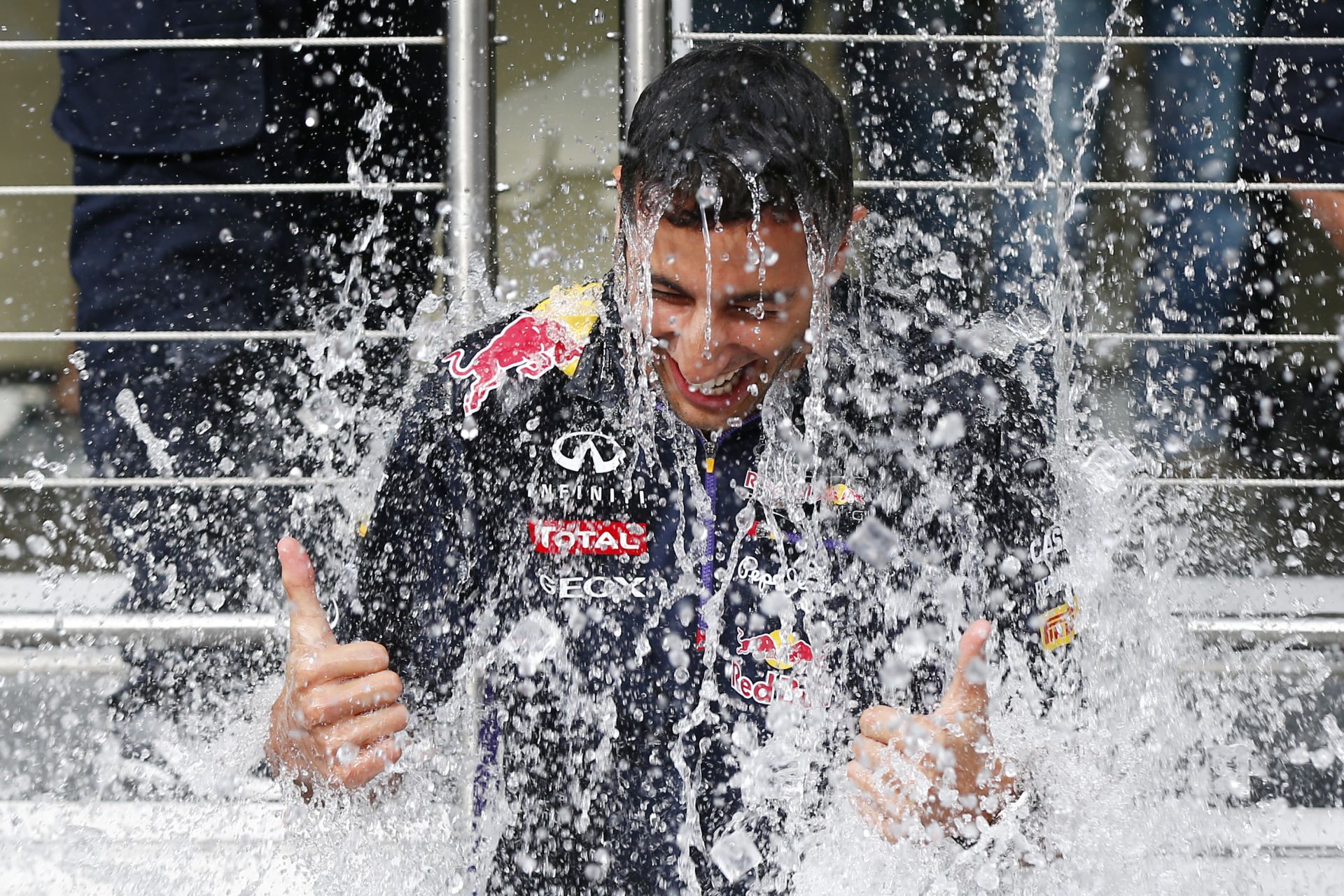 Ricciardo lehet a nevető harmadik? Rosberg, és Hamilton is elbukhatja a címet