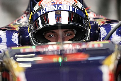 Így vezet egy 17 éves F1-es versenyző Kínában: Verstappen, Toro Rosso, Sanghaj