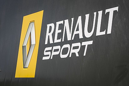 Román csapat mutatkozhat be a Forma-1-ben: Renault motorok, német bázissal?