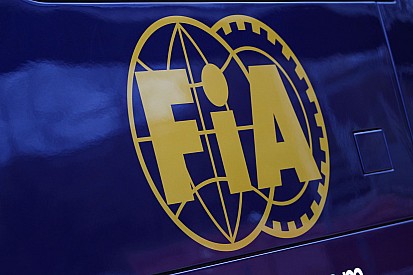 Hivatalos: Az FIA elfogadta a Force India új bizonyítékait, délután újra vizsgálják Pérez és Massa balesetét