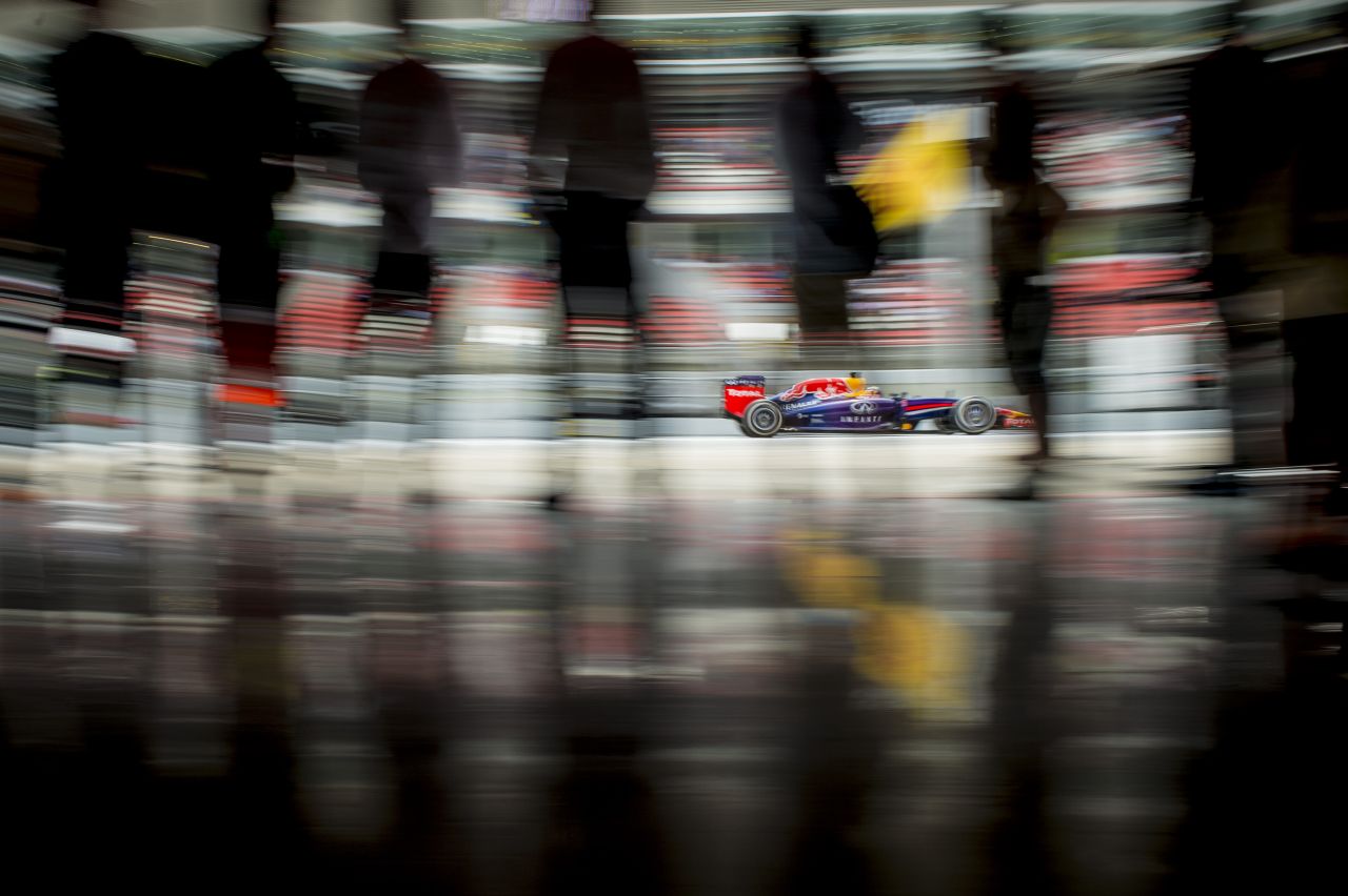 Vettel Monacóban befogná a Mercedeseket: remény, hogy nem kell annyi motorerő