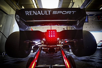 A Renault motort használó pilóták büntetésekre számíthatnak az év későbbi szakaszában?!