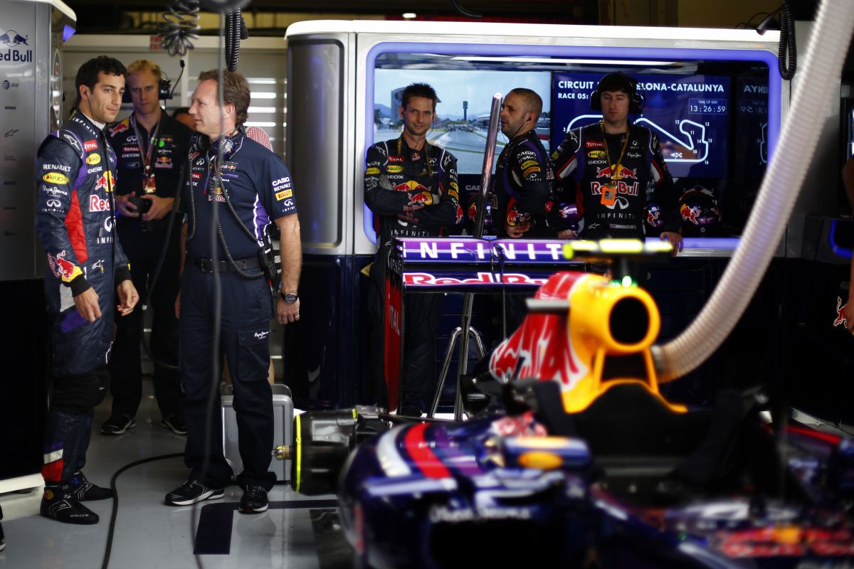 Renault: a McLaren nem tesztelheti a Honda motorját, az üzemanyag tényleg sokat számít