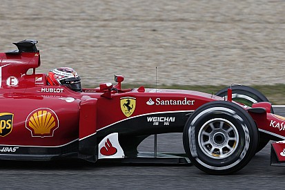 Legenda dolgozott Raikkönen és Vettel autóján