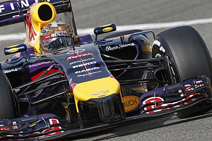Vettel új kasztnit kap Barcelonában: újra legyőzhetetlen lesz, mint 2012-ben?
