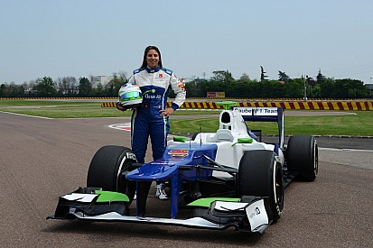 Röviden: 112 kört tesztelt Fioranóban a Sauber női tesztpilótája