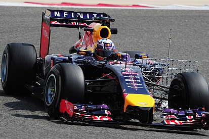 Kanyargyakorlatok Bahreinből - Button és Ricciardo egymás nyomában (videó)
