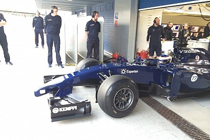 A Williams is megmutatta magát Jerezben: Képen az FW36