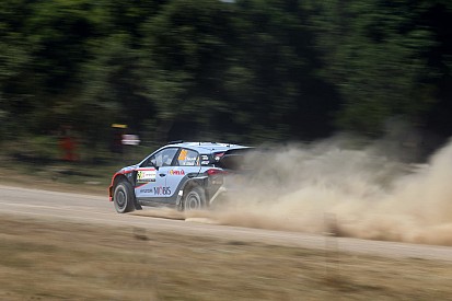 WRC Italië: Neuville als leider de slotdag in