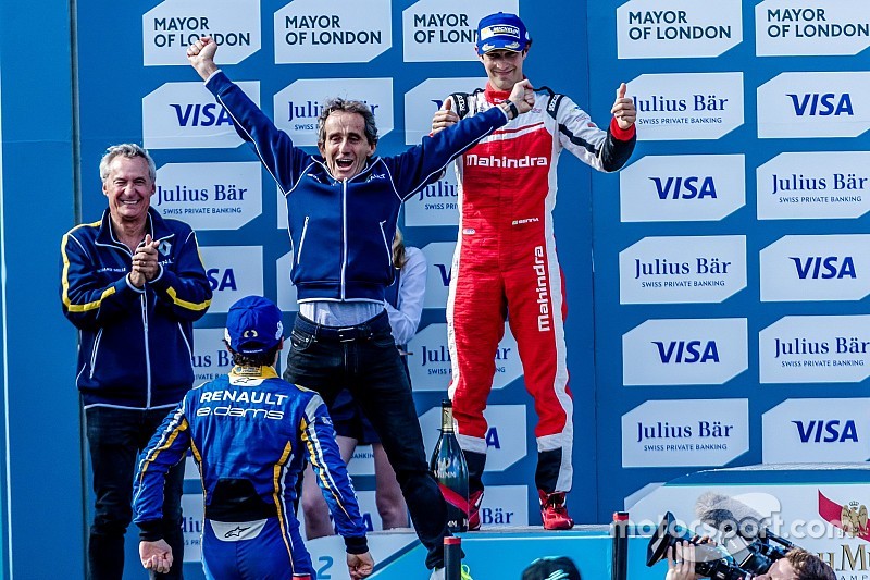 フォーミュラE第9戦決勝:プロ-セナが表彰台。タイトル争いは3ポイント差で明日の最終戦へ
