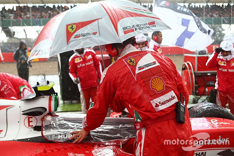 La Ferrari finisce a... bagno: Silverstone non è solo un episodio