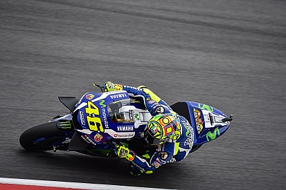 Россі та Лоренсо оптимістичні через невелике відставання від Ducati