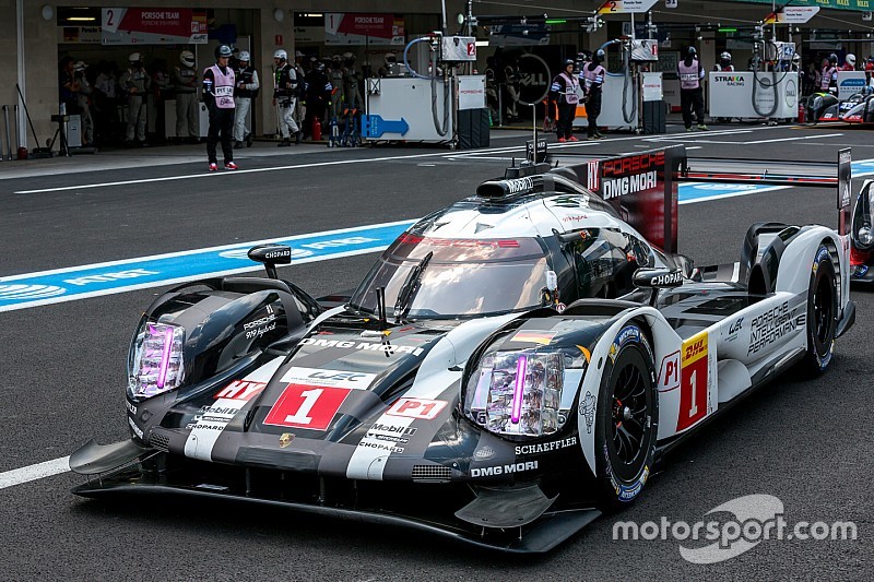 Porsche, encaminado a la victoria tras cuatro horas