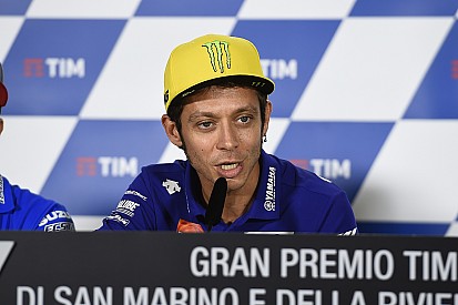 Rossi: “Pienso más en esta carrera que en el campeonato”