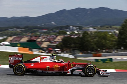 Egy több, mint látványos kép Barcelonából: F1-es szivárvány