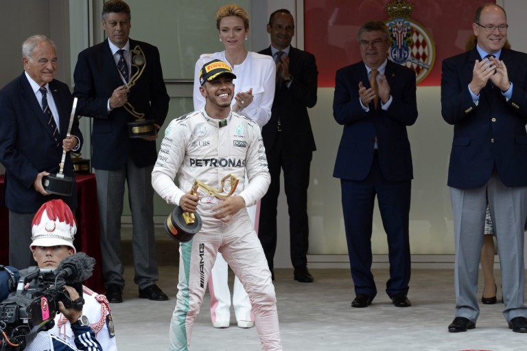 Hamilton túl sokat képzelt magáról, de mégis megijedt tőle a Mercedes?