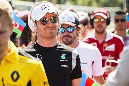 Rosberg a német válogatottra iszik!