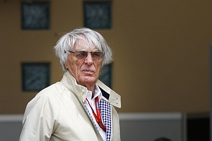 Ecclestone luxusbusza - ultramodern és méregdrága...