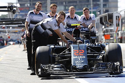 McLaren no ve mal que Honda suministre a otro equipo
