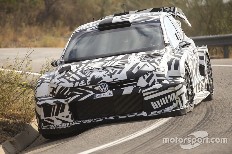 Galéria: Elkészült (?) a Volkswagen jövő évi raliautója, a Polo R WRC