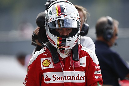 Räikkönen gyorsabb volt mostanában, tehát Vettel gyengélkedik a Ferrarinál?