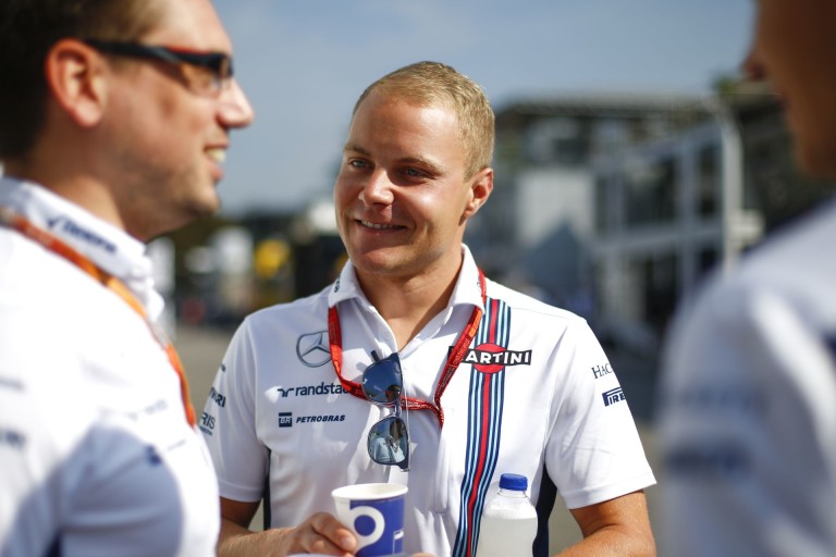 Újabb F1-es pilóta házasodott meg: Valtteri Bottas
