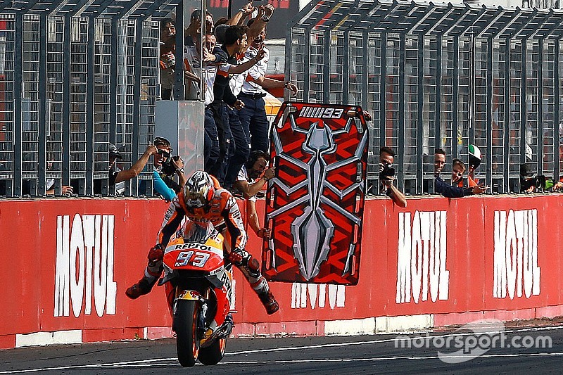 MotoGP Japan: Das Rennergebnis in Bildern