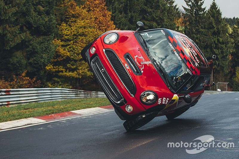 Récord mundial en 2 ruedas en Nordschleife