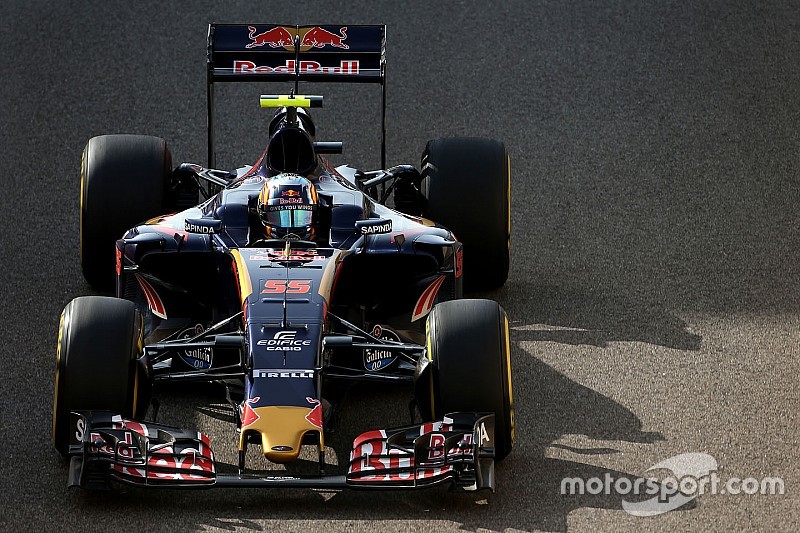 Sainz baalt van bandenprobleem: