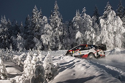 Un error de Neuville da emoción al Rally de Suecia