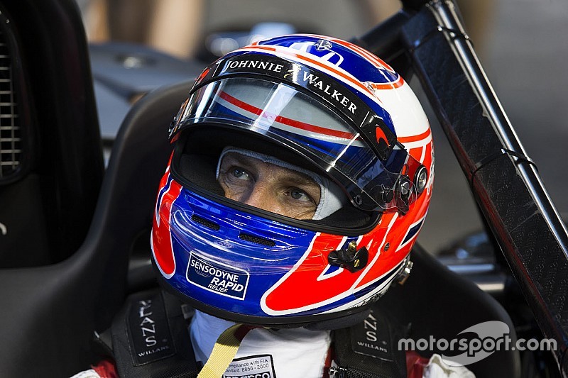 McLaren, Button'ın Monaco'da yarışmak için isteksiz olduğu iddialarını yalanladı
