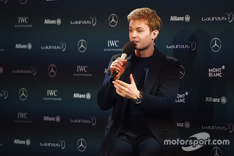 Kein Radfahren im Sommer: So bezwang Rosberg Hamilton