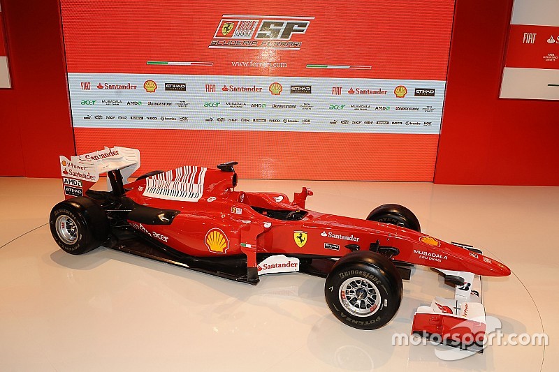 Tarihte bugün: Ferrari, 2010 aracını tanıtıyor