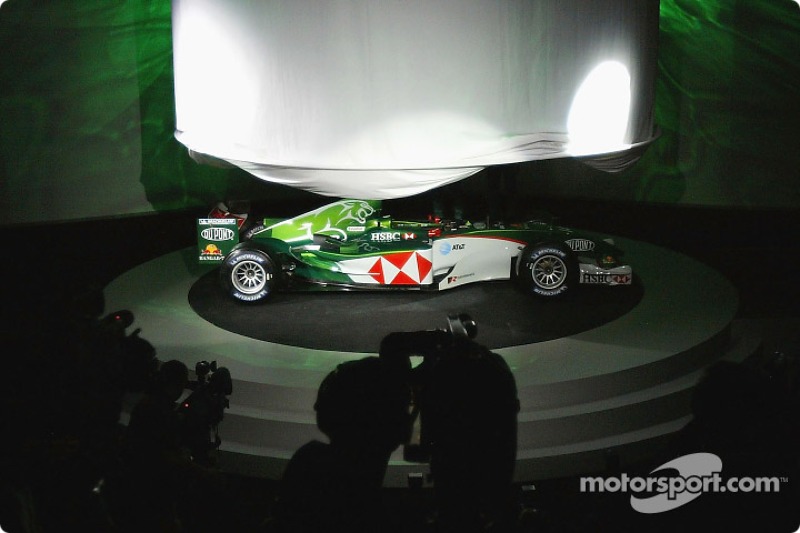 yeni Jaguar R5