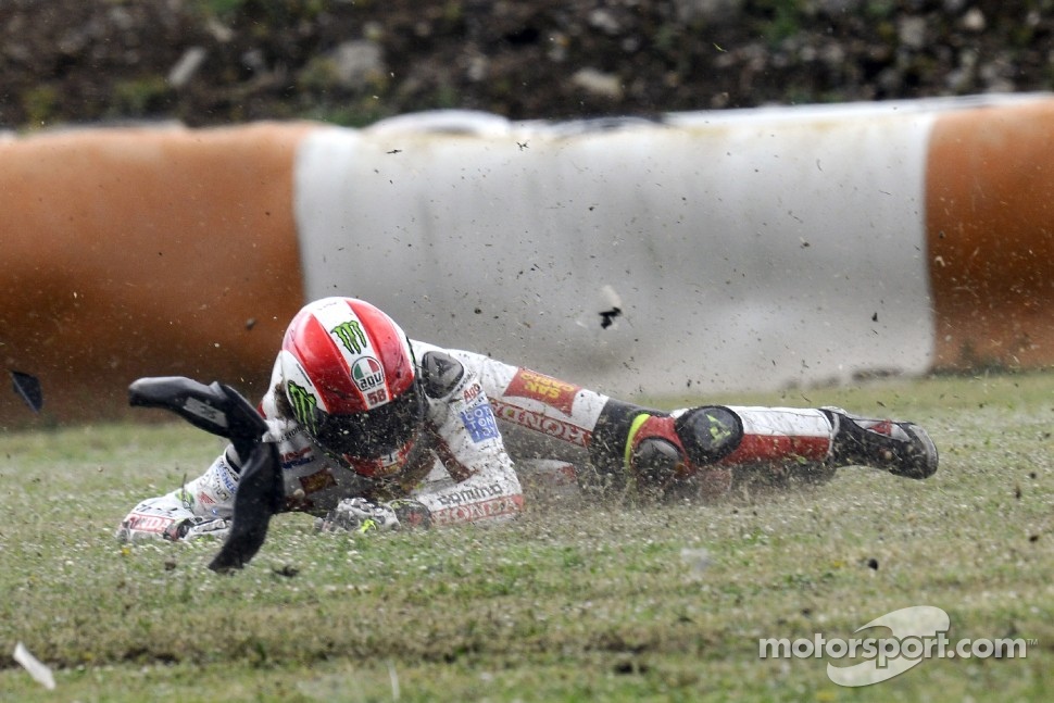 Trouble for Marco Simoncelli
