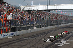 Sébastien Bourdais siegt vor Mario Dominguez und Michel Jourdain Jr.