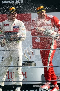 Podium: third place Fernando Alonso, Ferrari, second place Sergio Perez, Sauber