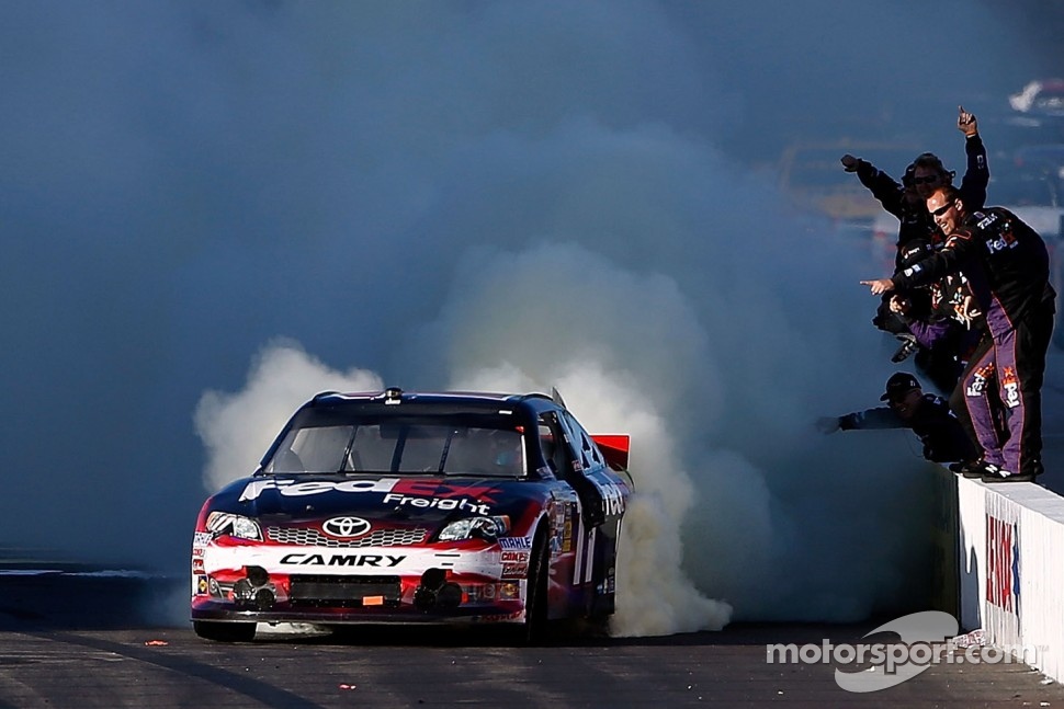 Race winner Denny Hamlin, Joe Gibbs Racing Toyota