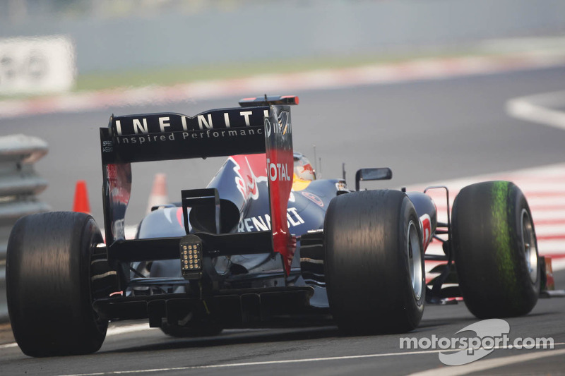 Red Bull RB8 ~ чемпионская машина Себастьяна Феттеля 2012 год