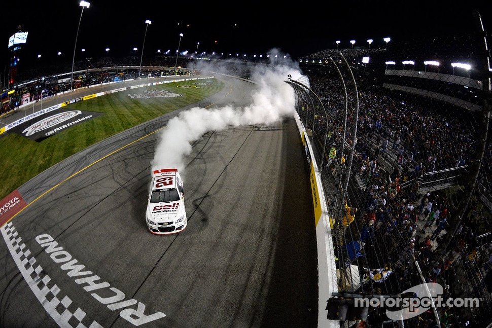 Race winner Kevin Harvick, Richard Childress Racing Chevrolet