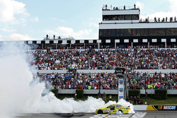 Ganador de la carrera Matt Kenseth, Joe Gibbs Racing Toyota