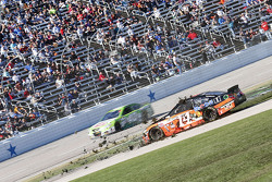 Tony Stewart, Stewart-Haas Racing Chevrolet, mit Dreher