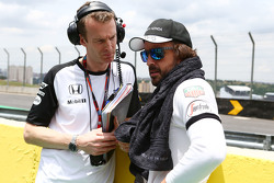 Fernando Alonso, McLaren, in der Startaufstellung