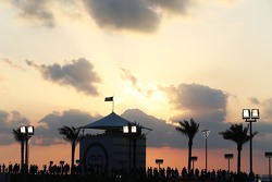 Il sole tramonta sul circuito