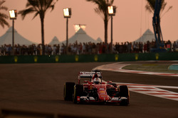 Sebastian Vettel, Ferrari SF15-T